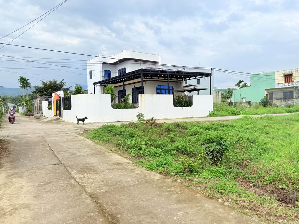 Lô đất nhà vườn Hòa Khương 200m² giá 800 triệu - Vị trí chiến lược kết nối Đà Nẵng!