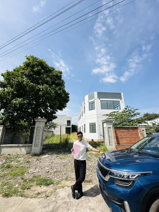 Nhà hoàn thiện 90% tại Khu phố 3, Tân Châu 1000m² giá 5.8 tỷ - Tiềm năng kinh doanh lớn!