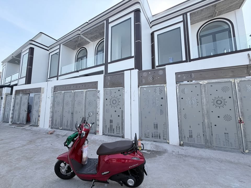 Nhà đẹp hoàn thiện full nội thất tại Phước Hậu, 98m² giá 3 tỷ - Chính chủ bán gấp!