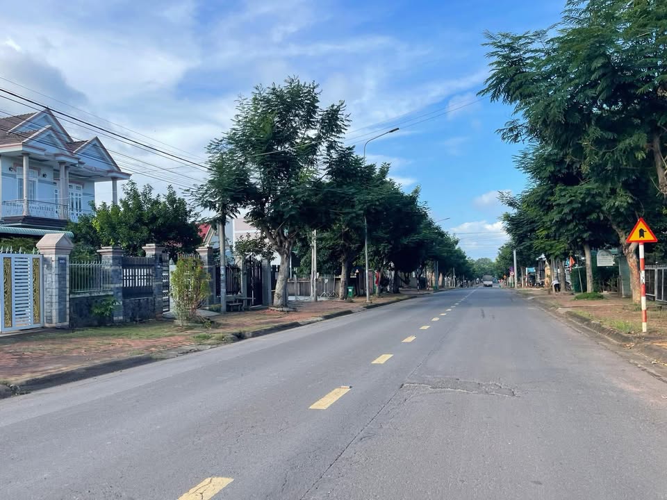 Đất nền mặt tiền đường Ngô Quyền, Xuân Lộc, Đồng Nai 450m² giá 6.1 tỷ - Cơ hội đầu tư tuyệt vời!