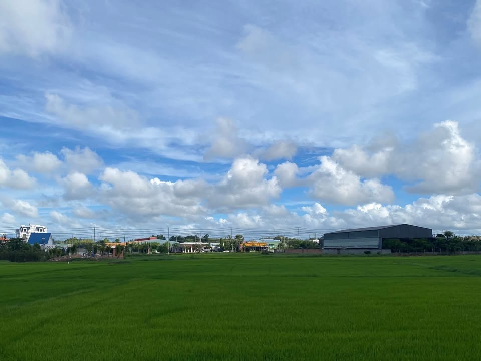 Đất nền xã Phước Tân 100m² giá 3.2 tỷ - Pháp lý sổ riêng, gần khu nghỉ dưỡng!