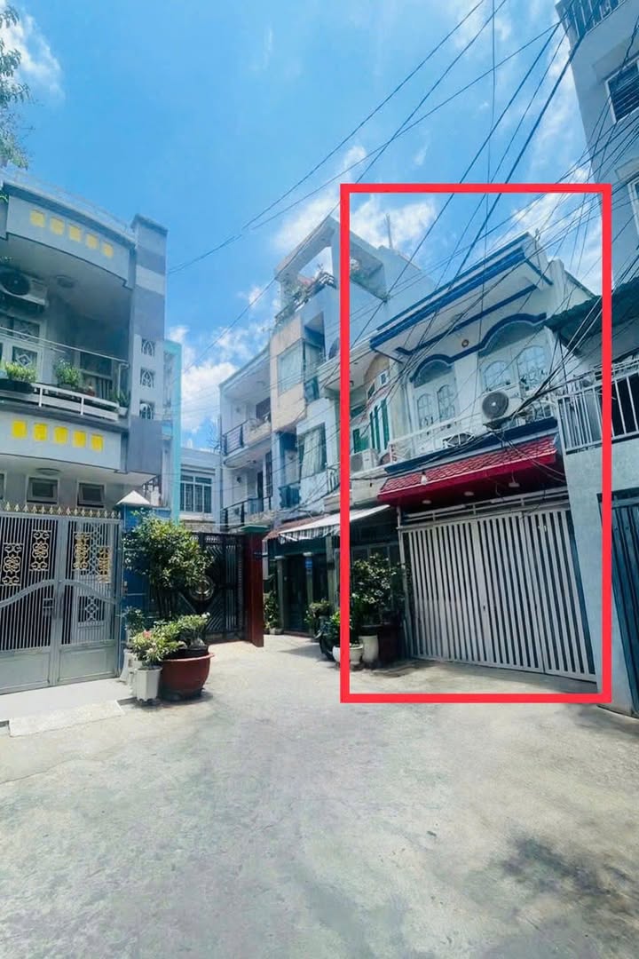 Nhà riêng Gò Vấp, 32m² giá 4.8 tỷ - Hướng Đông Bắc, giao thông thuận tiện!