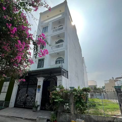 Nhà 4 tầng 108m² Gò Dầu, Tân Sơn Nhì, 15.5 tỷ - Nhà mới, thang máy hiện đại!