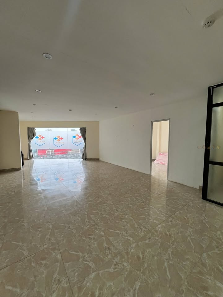 Văn phòng cho thuê Khương Hạ, Thanh Xuân 110m² giá 14 triệu - Mặt bằng vuông vức, thoáng sáng!