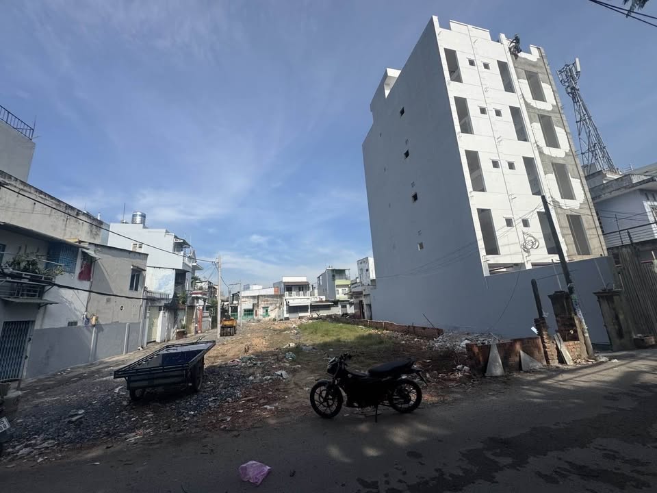 Đất mặt tiền Đỗ Xuân Hợp, Phước Long 58.5m² giá 6.15 tỷ - Tiện ích đầy đủ!