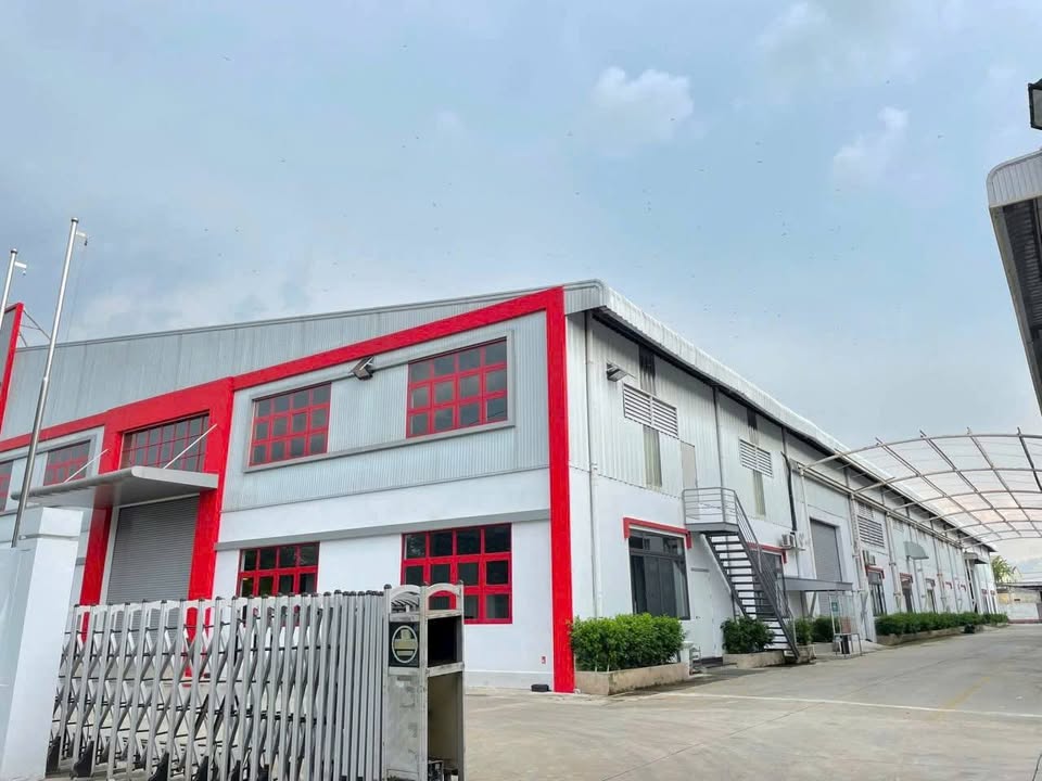 Nhà xưởng trong KCN Long Hậu, Cần Giuộc, Long An 17.000m² giá 340 tỷ - Cơ hội đầu tư sinh lời!
