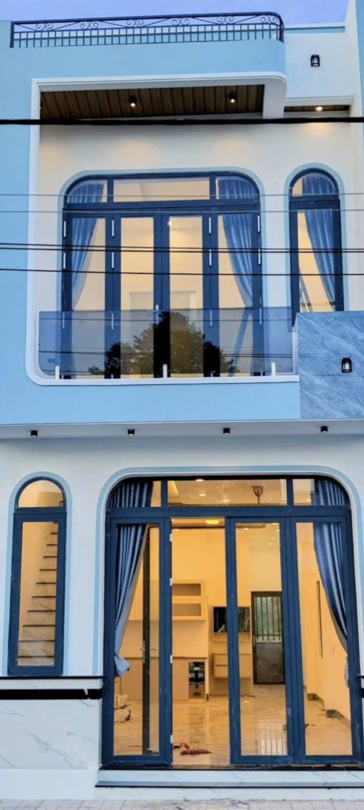 Nhà 1 trệt 1 lầu khu dân cư Tây Đại Học Long Xuyên 63m² giá 2 tỷ - Chính chủ bán gấp!