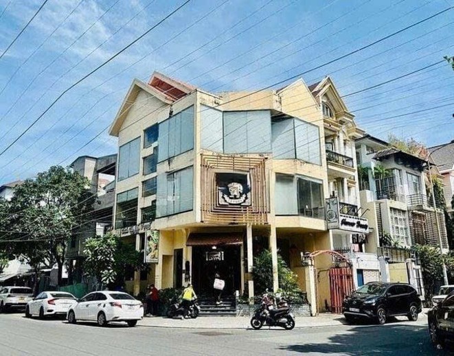 Nhà cho thuê 106 Hoa Phượng, Phú Nhuận 112m² - Không gian sang trọng, tiện nghi