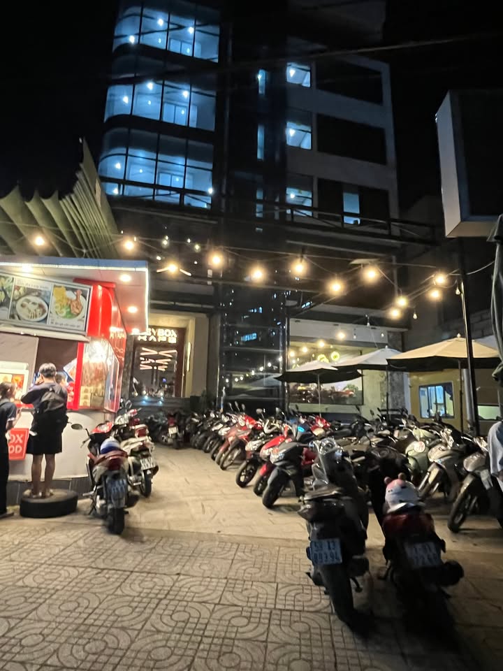 Cho thuê FrontHouse 280m² tại Đông Hòa, Dĩ An - Vị trí đắc địa, giá tốt!