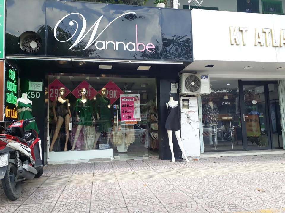 Cho thuê mặt tiền đường Hoàng Diệu Q4 - Vị trí đắc địa, giao thông thuận lợi!