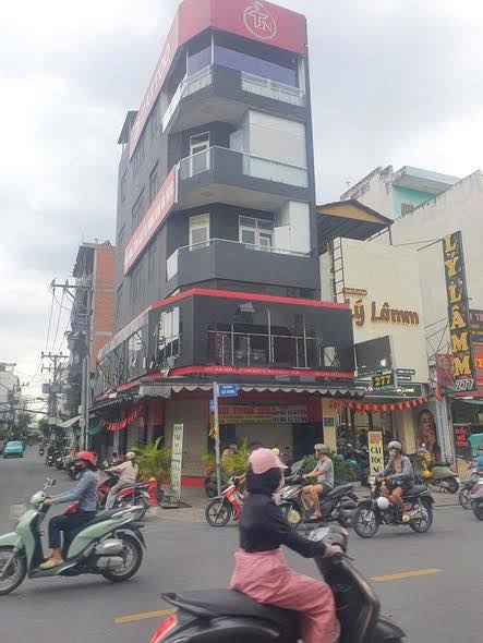 Cho thuê góc 2 mặt tiền Tân Hương, Q. Tân Phú 83m² - Vị trí siêu đẹp, kinh doanh thuận lợi!