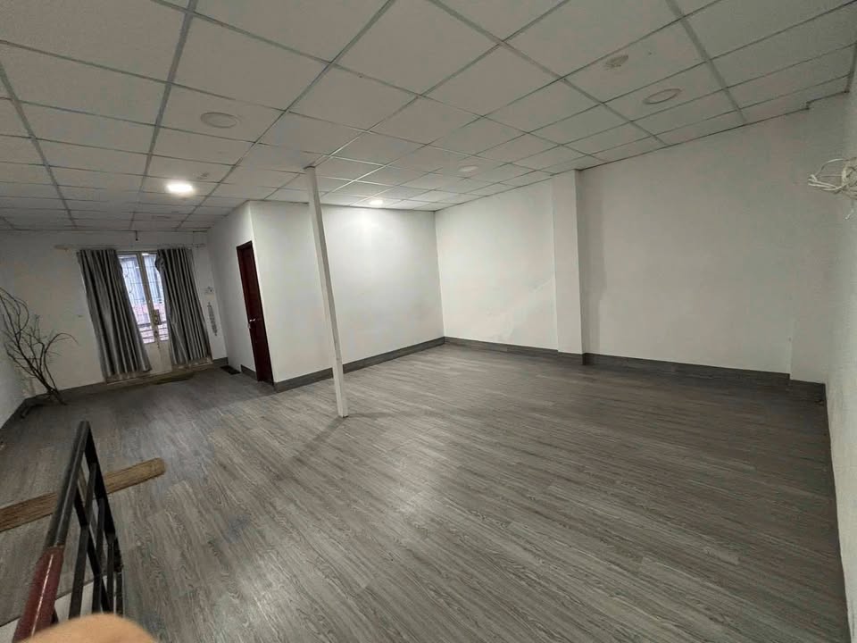 Căn góc 2 mặt hẻm Đặng Văn Ngữ Phú Nhuận 60m² giá 25 triệu - Không gian lý tưởng cho kinh doanh!