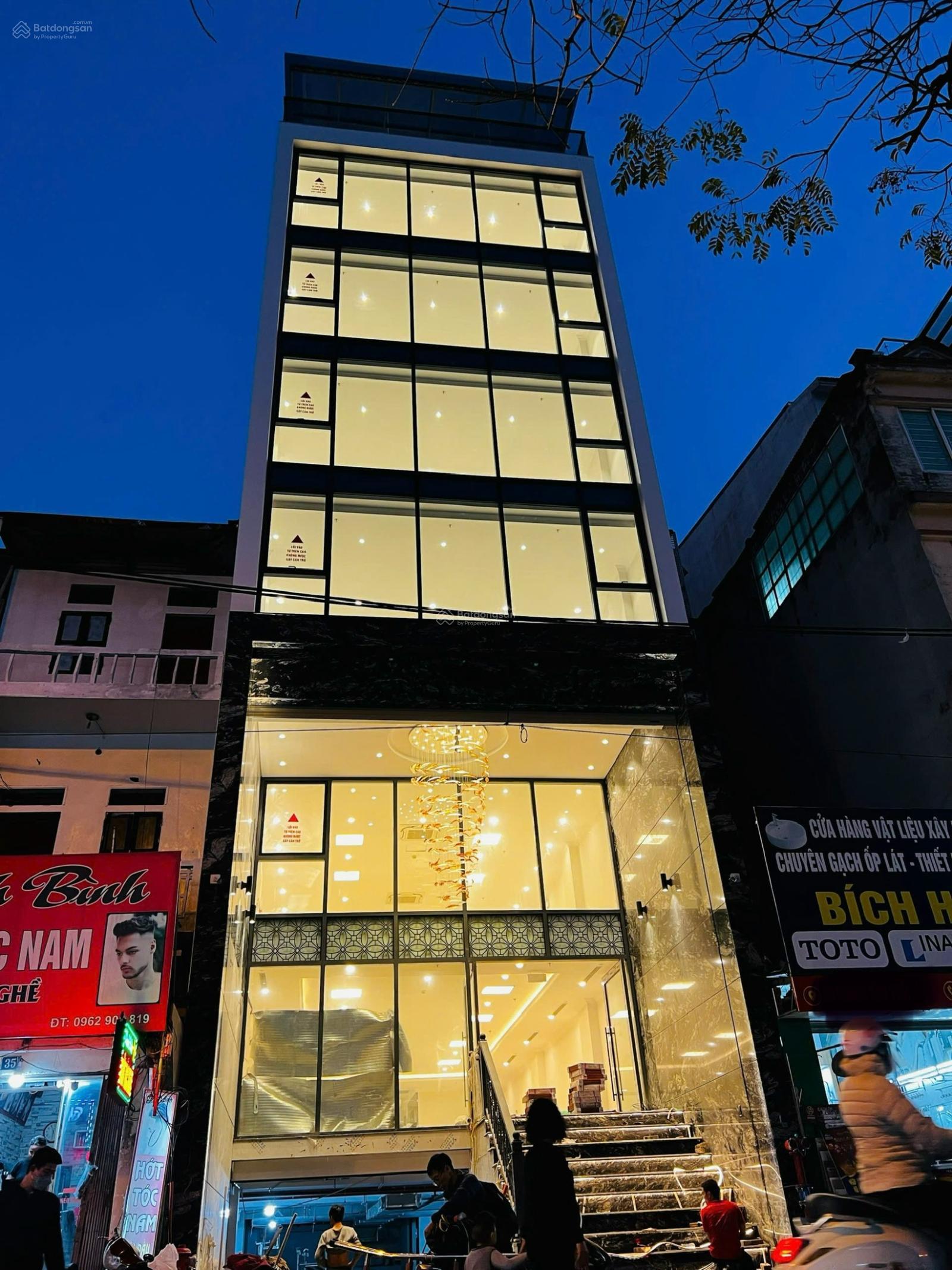 Cho thuê nhà riêng Nghĩa Đô - Cầu Giấy, 85m² x 7 tầng, thang máy - Giá chỉ 38 triệu!