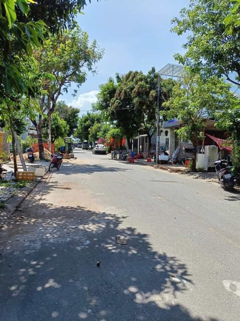 Bán Đất Mặt Tiền Phước Lý 90m² giá 4.55 tỷ - Vị trí đắc địa tại Đà Nẵng!