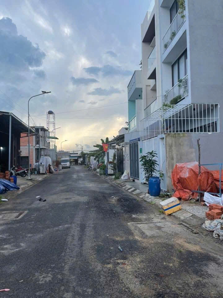 Đất Thổ Cư 70m² Ngô Chí Quốc Thủ Đức - Giá 3.7 Tỷ, Sổ Hồng Chính Chủ!