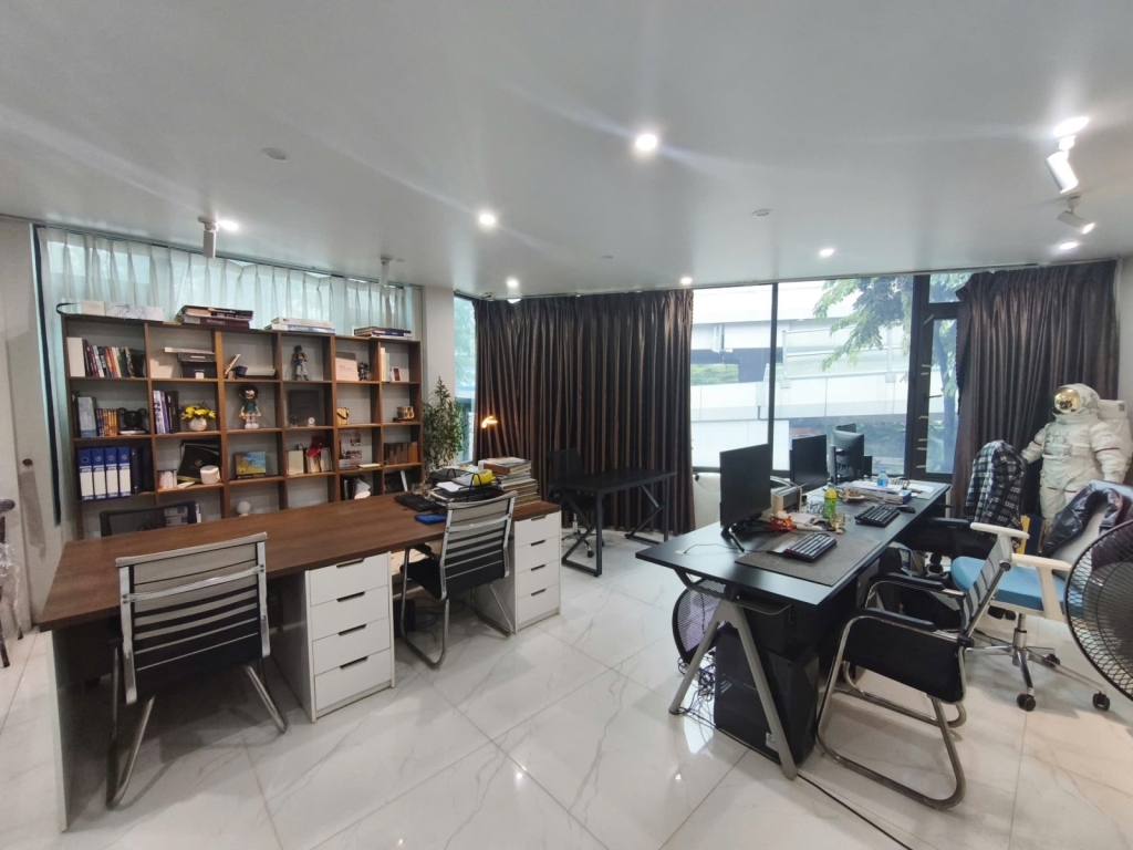 Nhà Kinh Doanh Tân Mai 62m² Giá 26.5 Tỷ - Vị Trí Đắc Địa