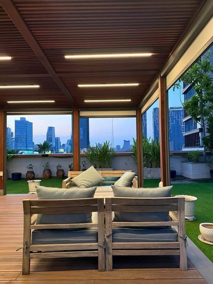 Căn hộ Galleria căn dual key 4PN 236m² giá 100 triệu - Sân vườn tuyệt đẹp!