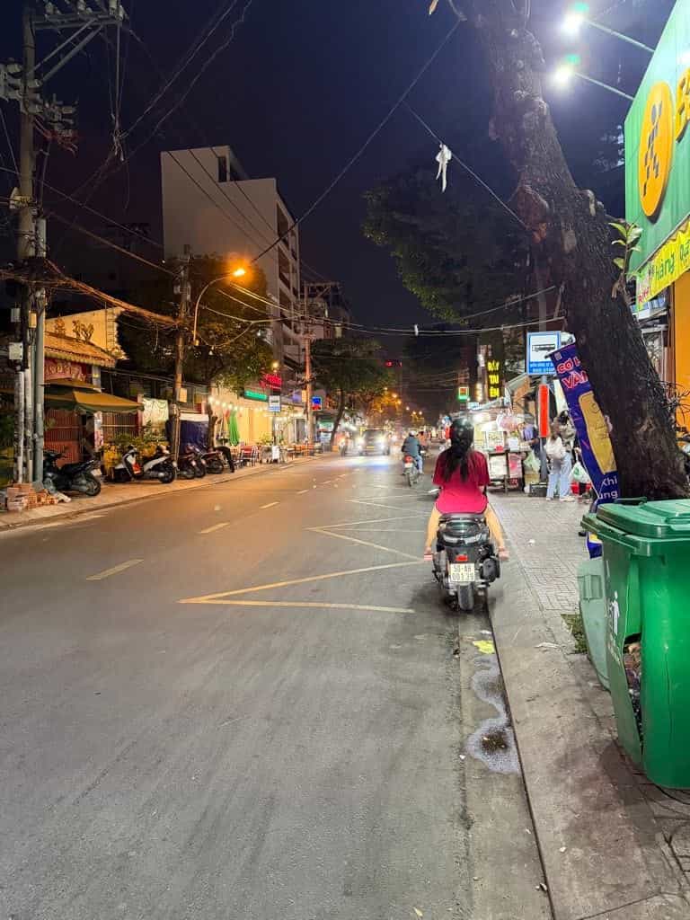 Nhà mặt tiền kinh doanh 79m² tại Tân Sơn Nhì - Giá chỉ 13.4 tỷ!