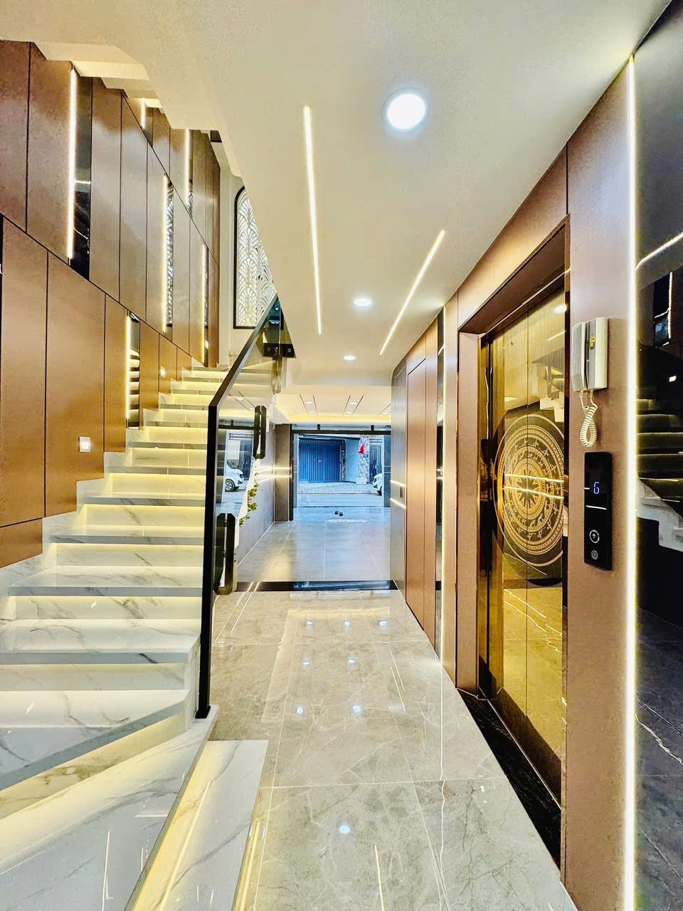 Nhà phố Bình Dương 120m² giá 2.6 tỷ - Vào ở ngay, sổ hồng riêng!