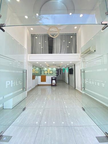 Nhà cho thuê mặt tiền Lê Đại Hành, Quận 11, diện tích 208m² - Kinh doanh tự do!