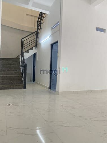 Nhà phố Âu Cơ 165m² giá 13.5 tỷ - Đầu tư sinh lời tốt!