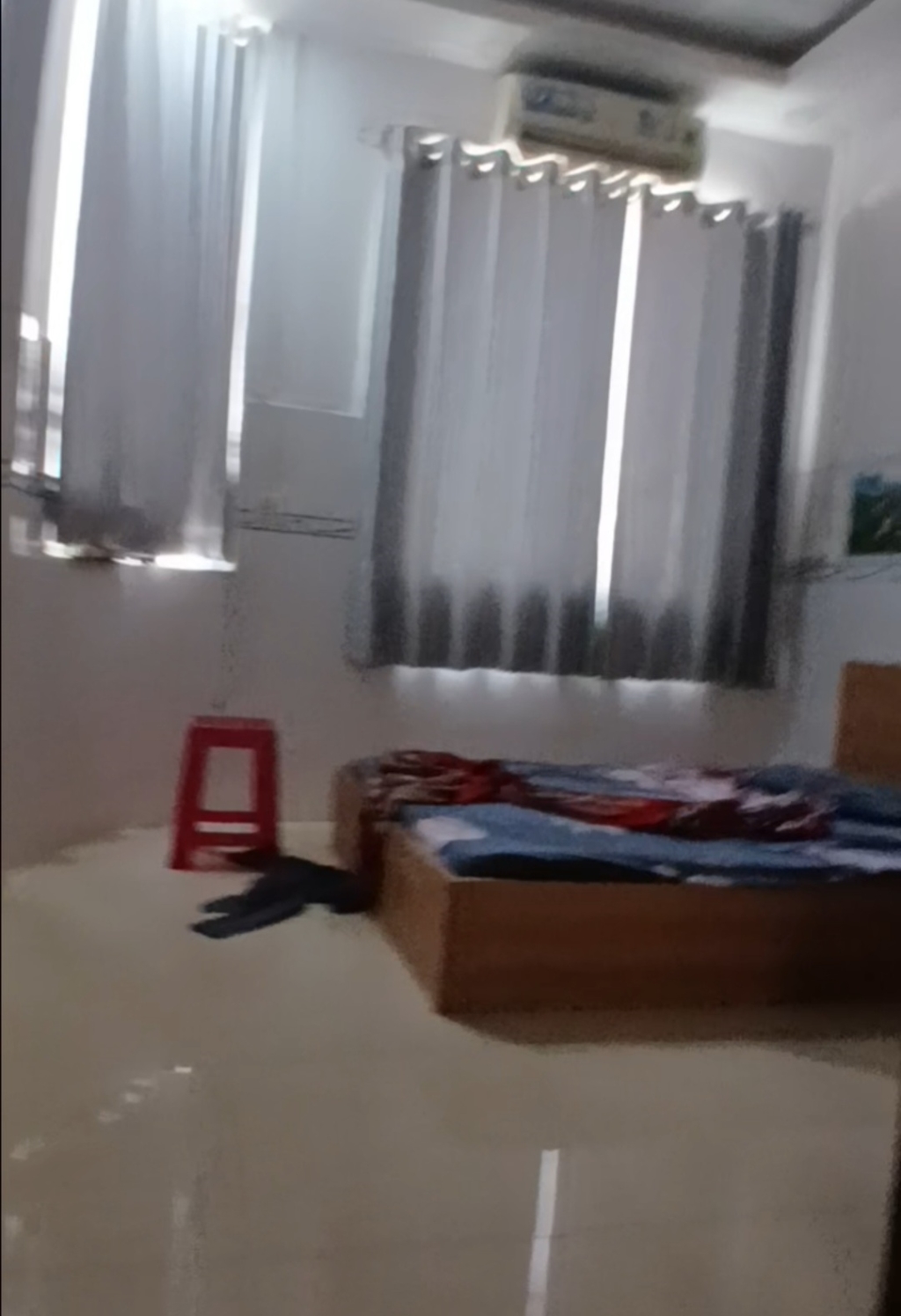 Nhà phố Cầu Ông Lãnh, Quận 1 - 25m² giá 6.5 tỷ - Căn góc hẻm xe hơi, cho thuê doanh thu ổn định!