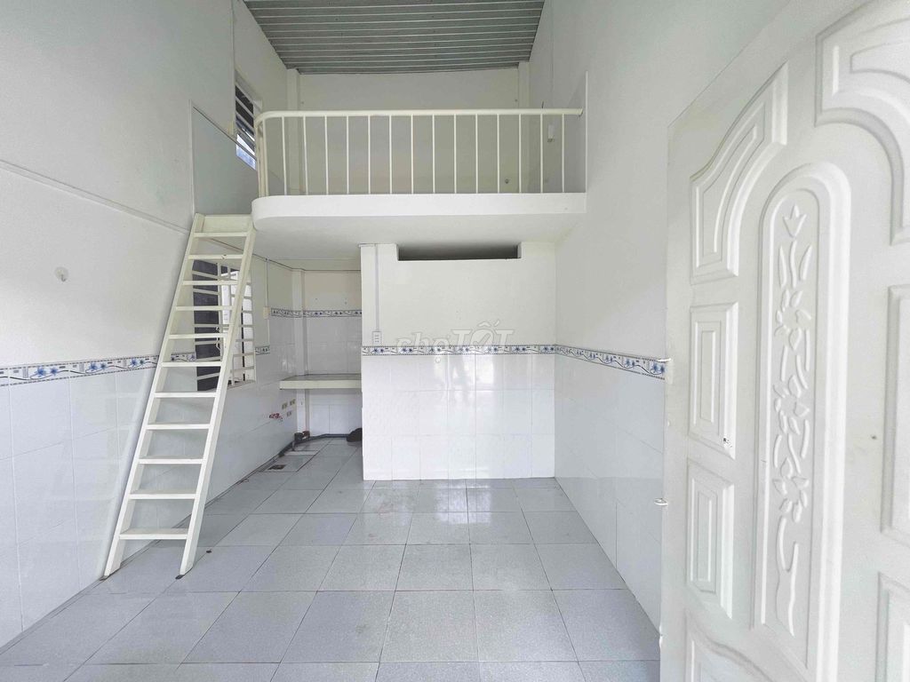 Kiot cho thuê mặt tiền hẻm đường 494, Thủ Đức - 22m² giá chỉ 2.9 triệu