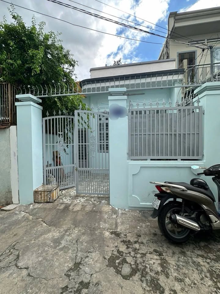 Nhà nguyên căn cho thuê đường 297, Phước Long A, Quận 9 - Nhà mới đẹp, giá 9.5 triệu