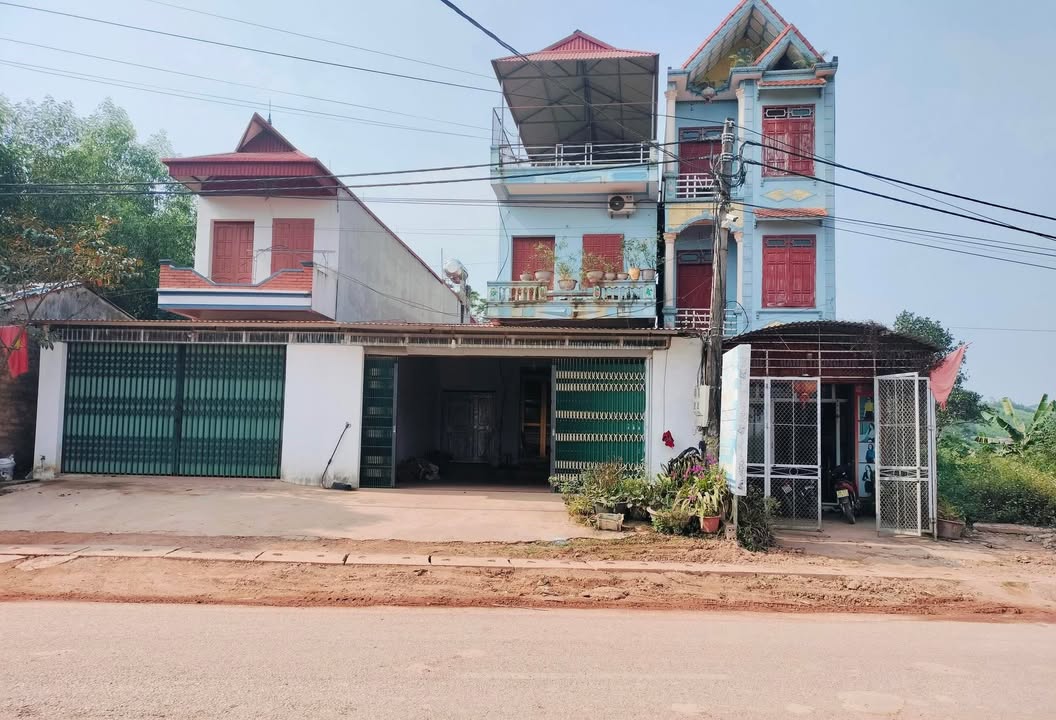 Nhà 3 tầng đẹp tại Tam Hiệp, Yên Thế, Bắc Giang 162m² chỉ 1.999 tỷ - Sẵn sàng ở ngay!