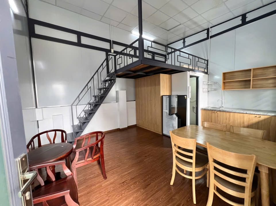 Căn hộ Duplex Tân Bình 100m² giá thỏa thuận - Full nội thất hiện đại!