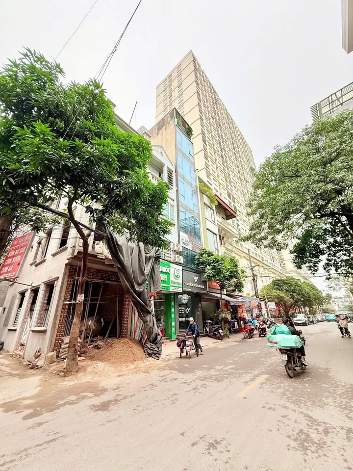 Nhà phố mặt tiền Mạc Thị Bưởi, quận Hai Bà Trưng 45m² - Kinh doanh sầm uất, có thang máy!