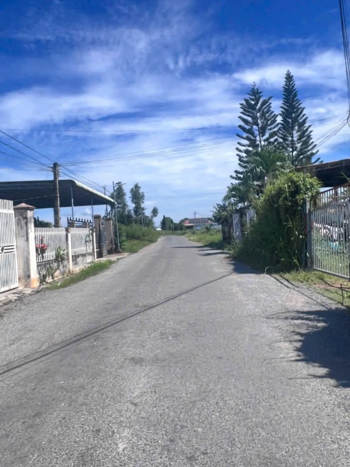 Đất vườn 2 mặt tiền thôn Phú Phong, xã Hàm Mỹ 2446m² giá 3 tỷ - Đầu tư sinh lời ngay!