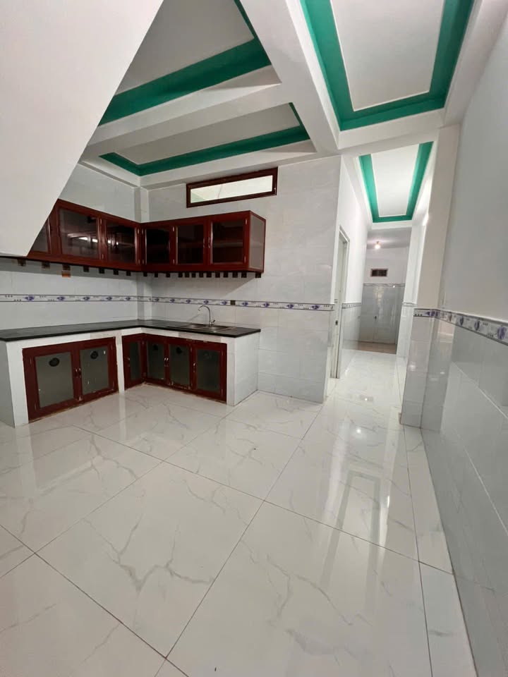 Nhà riêng Tân Phước Khánh 84m² giá 2.45 tỷ - Thiết kế hiện đại, sân để xe ô tô!