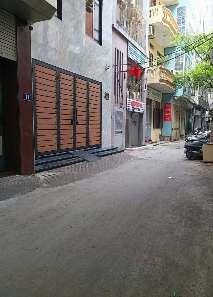 Nhà lô góc Phú Lương Hà Đông 32m² giá 5 tỷ - Ngõ to thoáng rộng, sổ đỏ chính chủ!