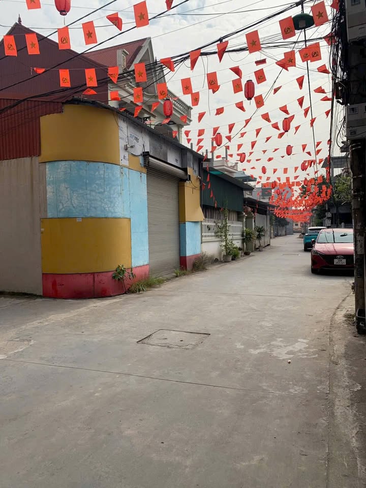 Đất nền góc 2 mặt tiền tại thị trấn Gia Lộc 101,2m² - Vị trí đắc địa, giá thỏa thuận!