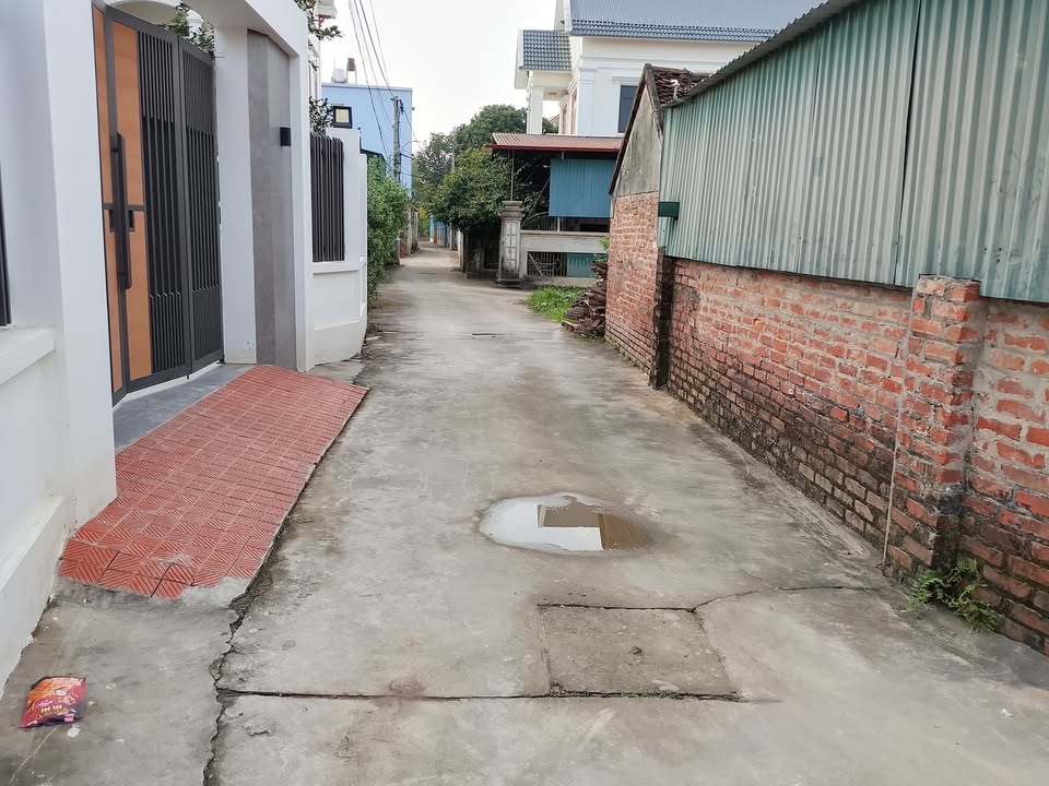 Đất thổ cư Thông Đạt Liệp Tuyết Quốc Oai 89m² giá 2.1 tỷ - Cách trung tâm chỉ 30 phút!