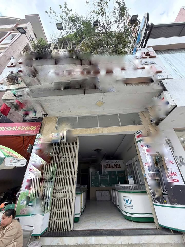 Nhà 3 Tầng cho thuê mặt tiền Lý Thái Tổ 135m² - Vị trí đắc địa, sầm uất!