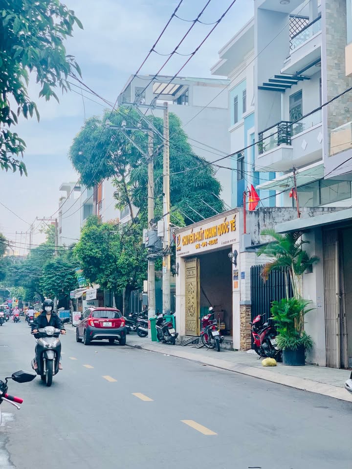 FrontHouse Gò Vấp 110m² giá 16 tỷ - Mặt tiền kinh doanh sầm uất!