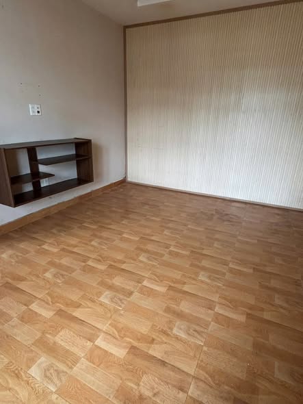 Nhà nguyên căn mặt tiền phường 7 Đà Lạt 5 phòng ngủ giá 9 triệu - Thích hợp làm homestay!