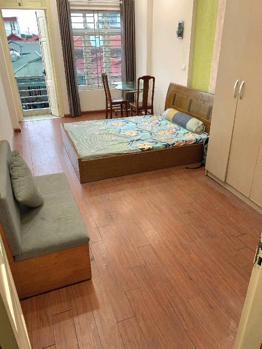 Nhà riêng 35m² Ngọc Thụy, 4 tầng, ô tô vào tận nơi - Chỉ 6.7 tỷ!