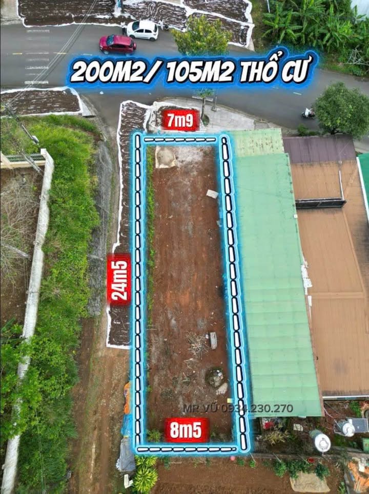 Nhà mặt tiền đường Nguyễn Tuân, phường 3, Bảo Lộc, 200m² giá 3.2 tỷ - Đầu tư sinh lời ngay!