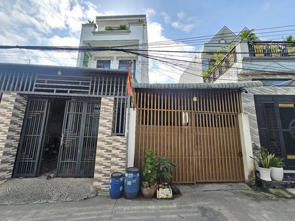 Nhà phố Tân Bình Dĩ An 103m² giá 3.9 tỷ - Đầu tư sinh lời ngay!