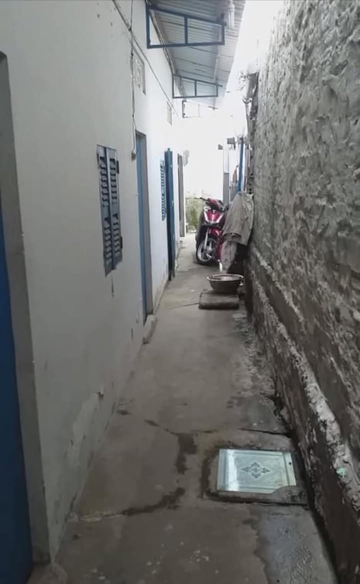 Nhà cấp 4 hẻm CMT8 Vĩnh Lợi 90m² giá 580 triệu - Đầu tư sinh lời với phòng trọ sẵn có!