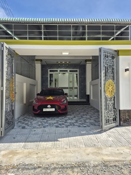 Nhà đẹp Ninh Phú, Ninh Thạnh, Tây Ninh 150m² giá 1.35 tỷ - Thiết kế hiện đại, sẵn sàng vào ở!