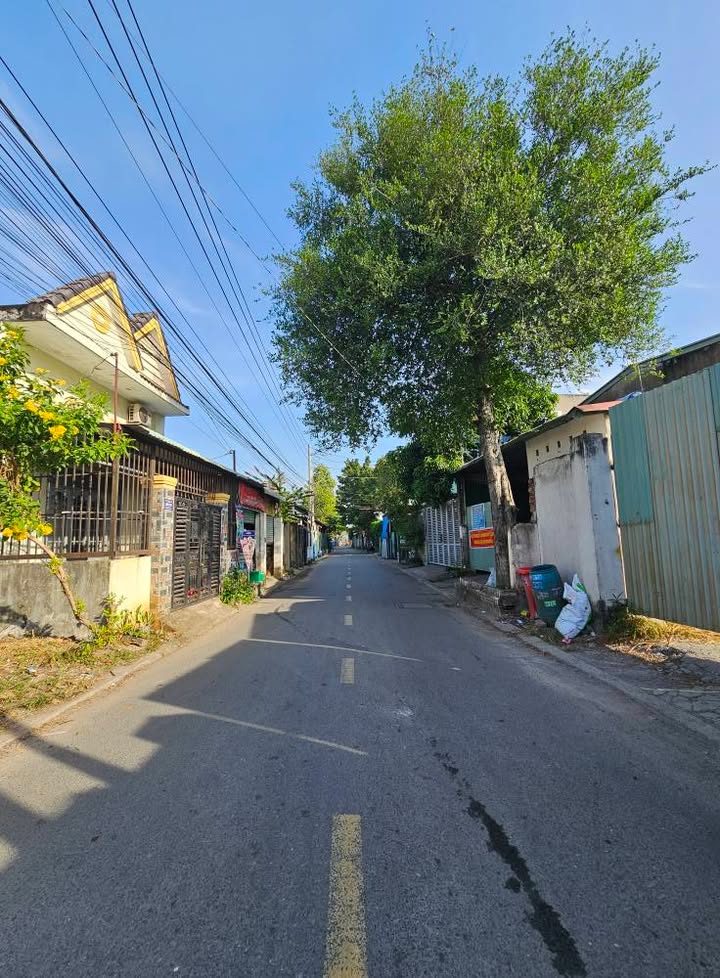 Đất 2 mặt tiền Tân Đông Hiệp, Dĩ An 108m² giá 3.2 tỷ - Cơ hội đầu tư sinh lời!