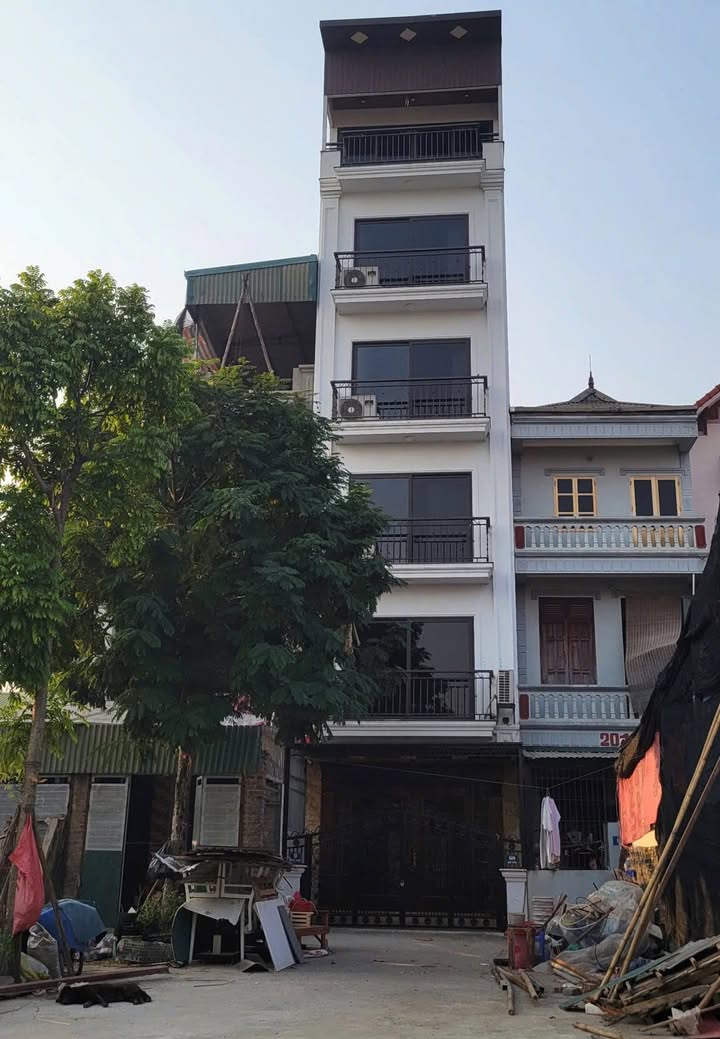 Nhà phố cho thuê tại Bắc Từ Liêm - 56m² - Đối diện UBND quận Bắc Từ Liêm