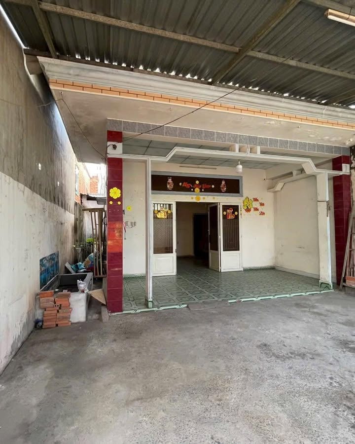 Nhà cấp 4 Tân Xuân, Hóc Môn 132m² giá 3.8 tỷ - Sổ hồng chính chủ!