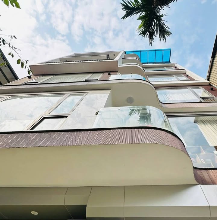 Nhà 6 tầng An Dương Vương Bắc Từ Liêm 41m² giá 12.5 tỷ - Ô tô vào nhà, gần Tây Hồ!