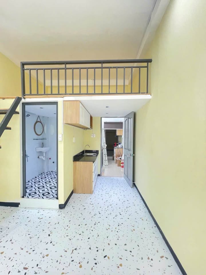 Căn hộ Duplex 211 Hoàng Hoa Thám 70m² - Full nội thất, ánh sáng tự nhiên!