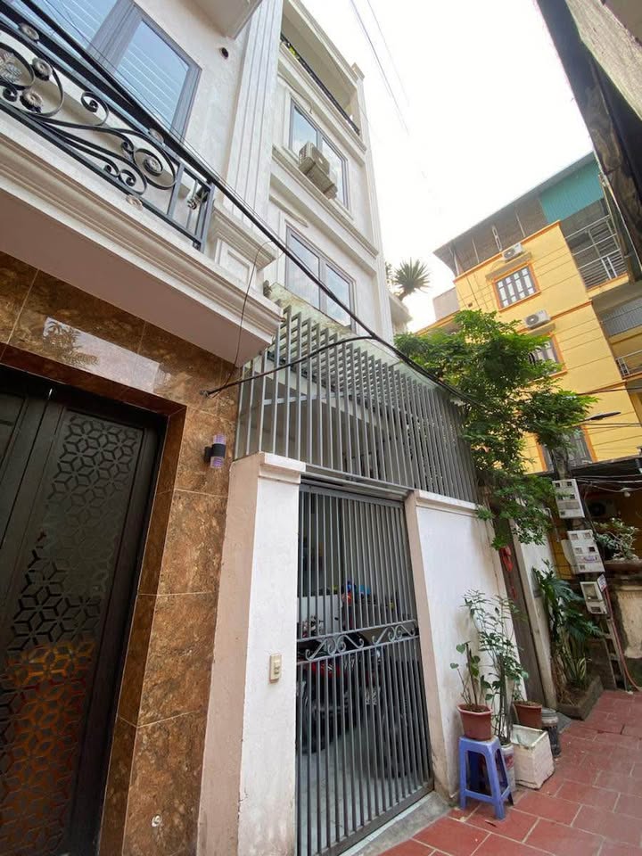 Bán nhà Xuân Đỉnh 50m² giá 12.8 tỷ - Vị trí gần Công viên Hoà Bình!